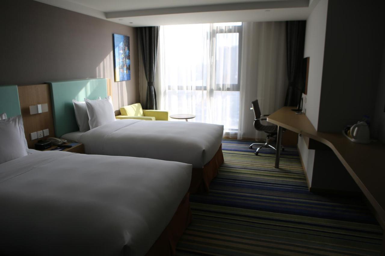 Holiday Inn Express Yingkou Onelong Plaza By Ihg Gaizhou Exterior photo