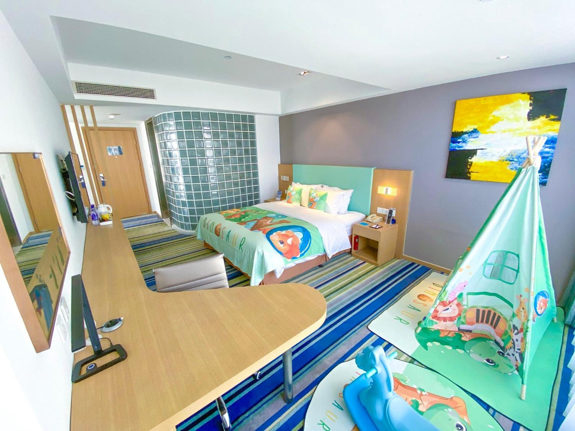 Holiday Inn Express Yingkou Onelong Plaza By Ihg Gaizhou Exterior photo