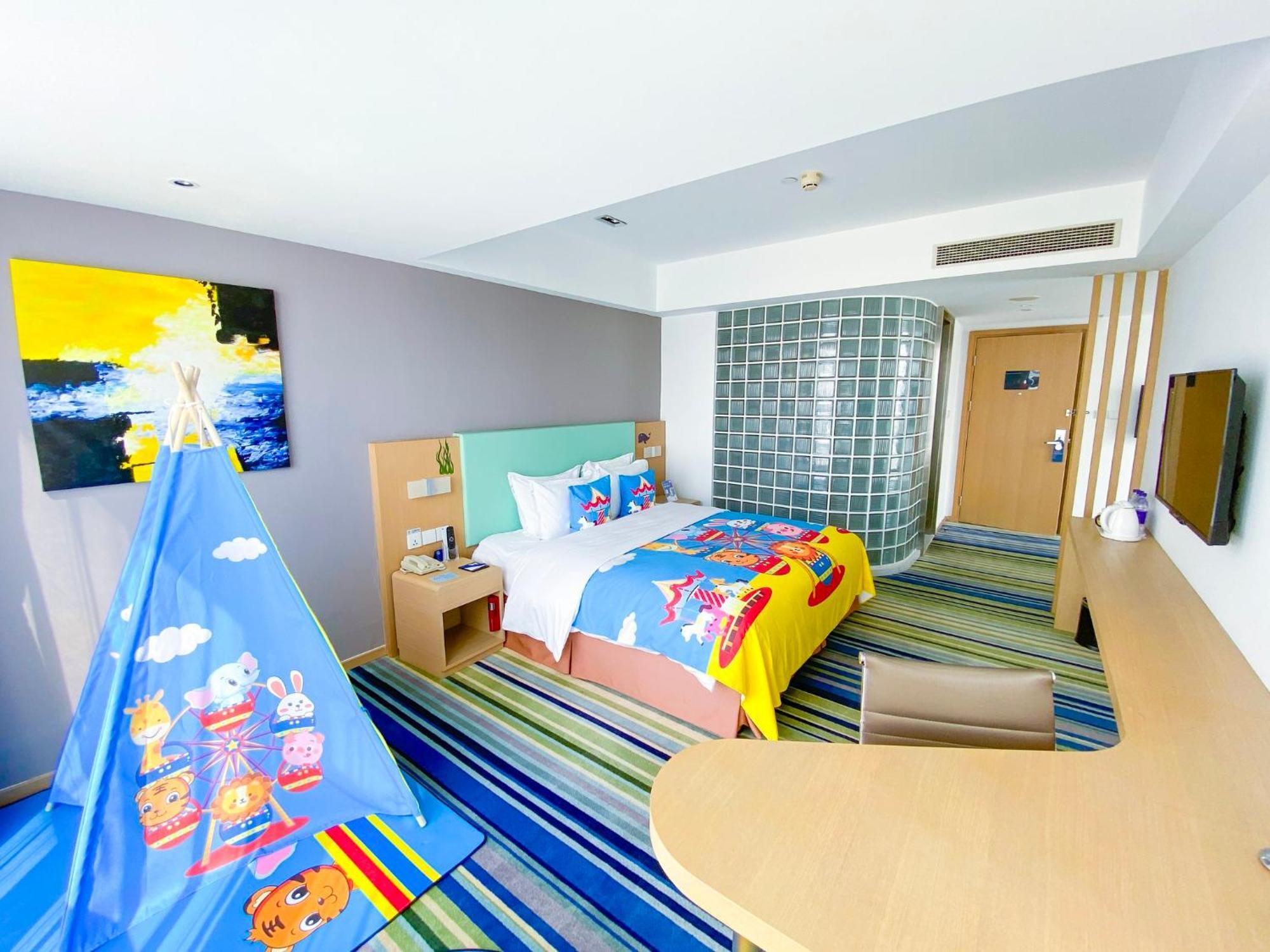 Holiday Inn Express Yingkou Onelong Plaza By Ihg Gaizhou Exterior photo